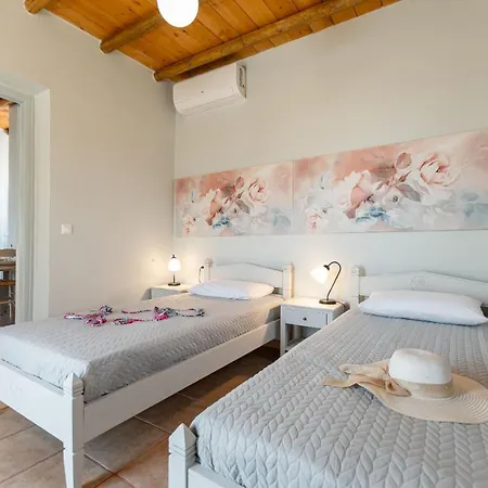 Michalios Cycladic Apartments