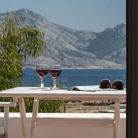 Michalios Cycladic Apartments * Κουφονήσι