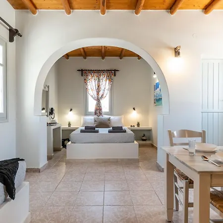 Apartment Michalios Cycladic