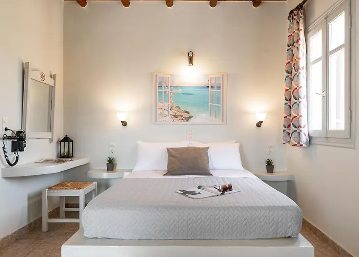 Michalios Luxury Hotel *